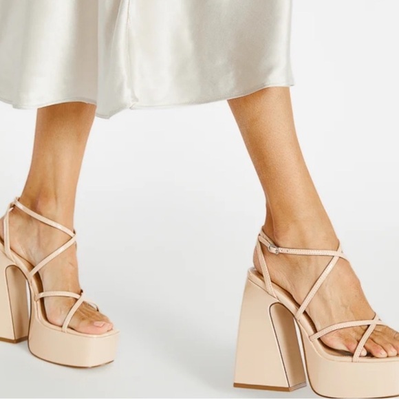 Haisley Platform Heeled Sandal - Picture 8 of 9